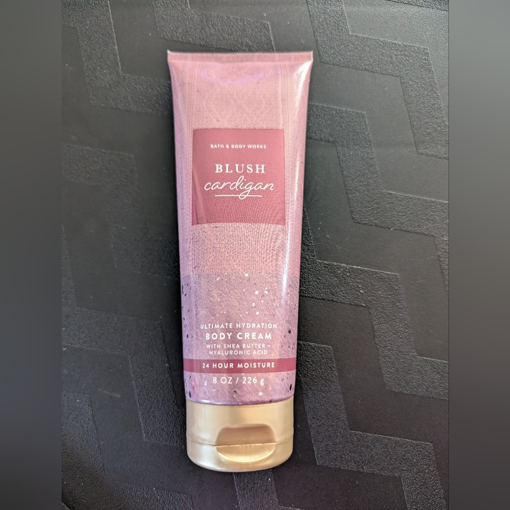 Blush Cardigan Ultra Hydration Cream